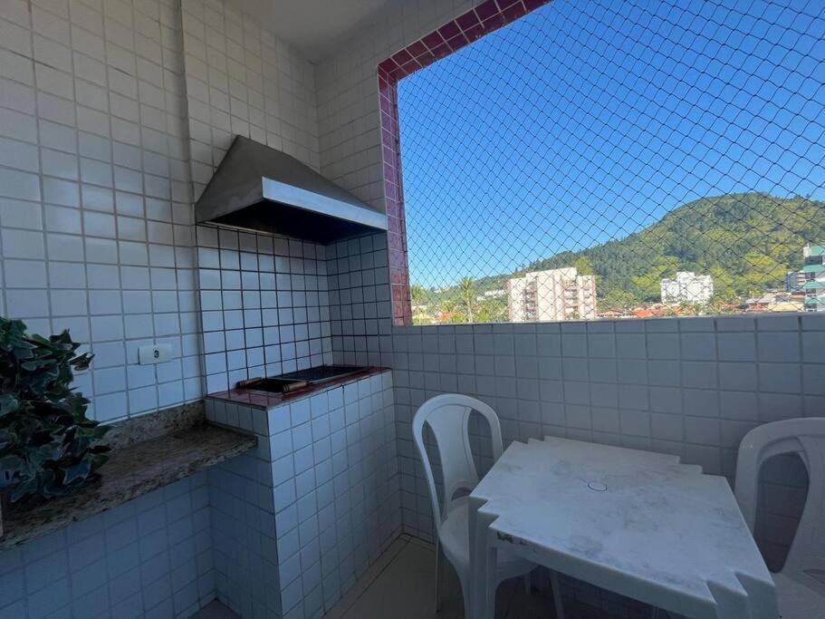 Apartamento Em Ubatuba! A 100M Da Praia! Екстериор снимка