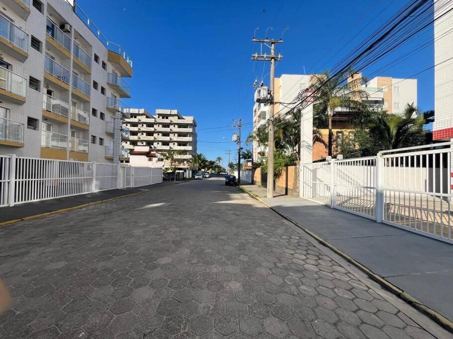 Apartamento Em Ubatuba! A 100M Da Praia! Екстериор снимка